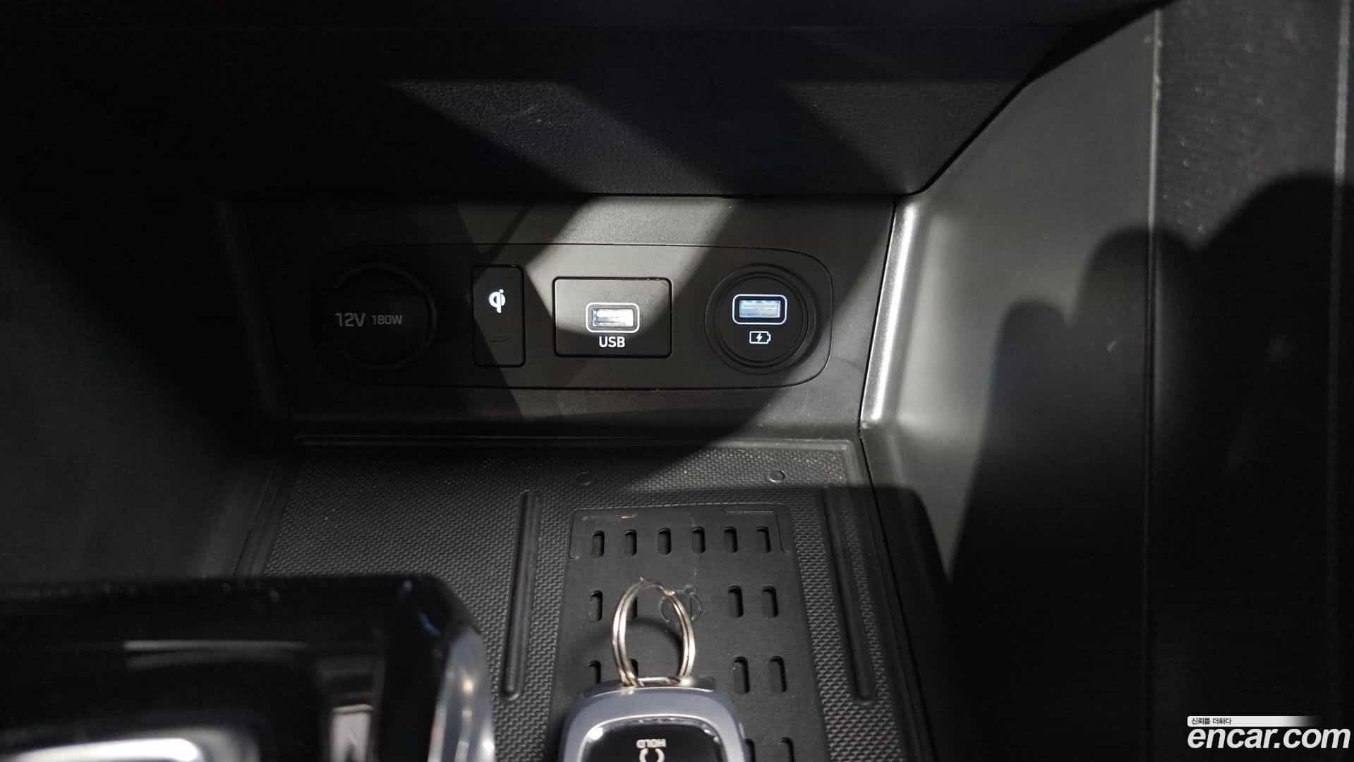 Sonata Hyundai 2019.4-OPTION-042