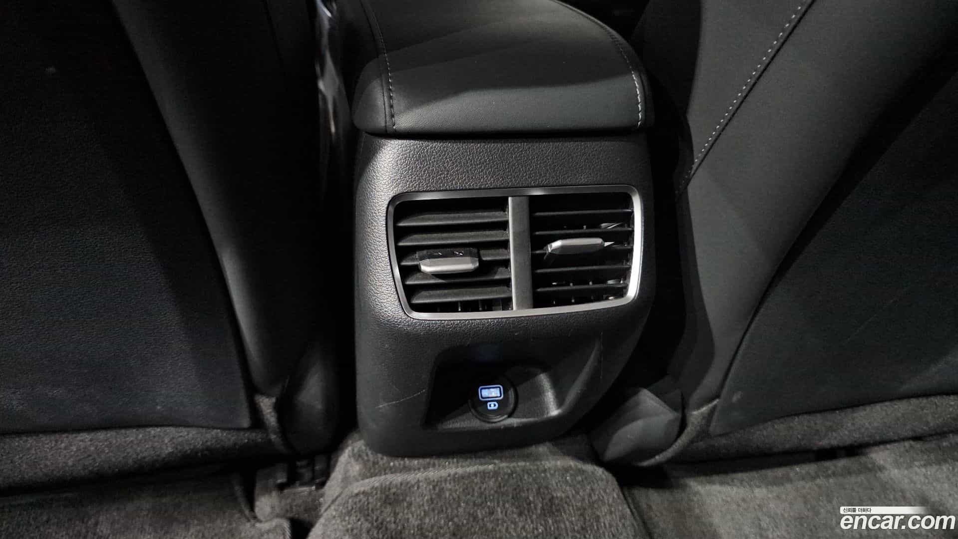 Sonata Hyundai 2019.4-OPTION-043