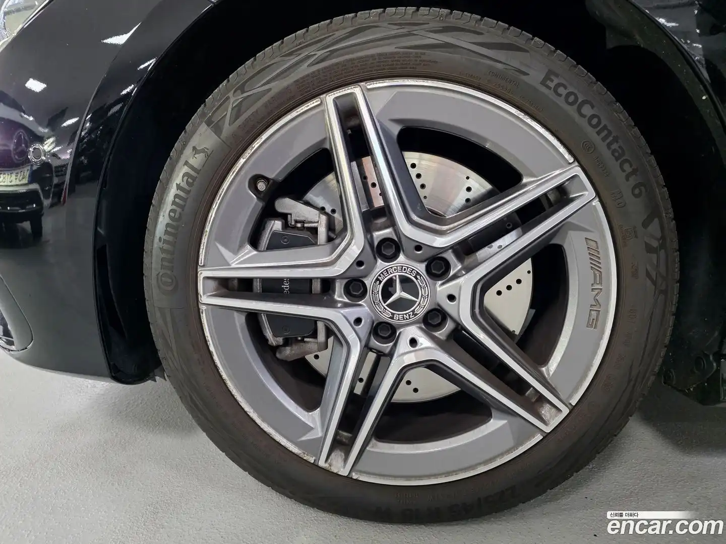 CLA-Class Mercedes-Benz 2024.3-OUTER-005