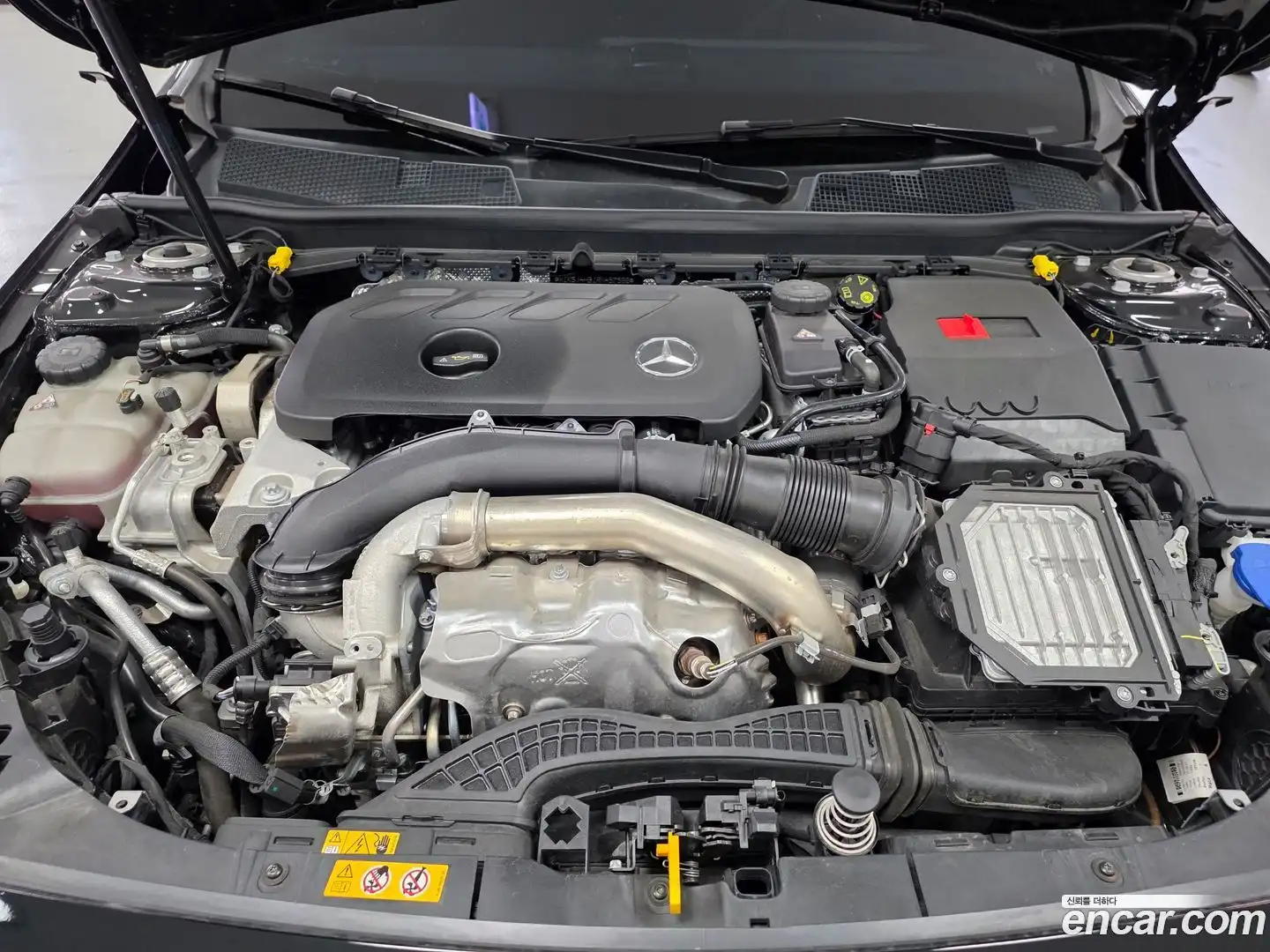 CLA-Class Mercedes-Benz 2024.3-OUTER-006