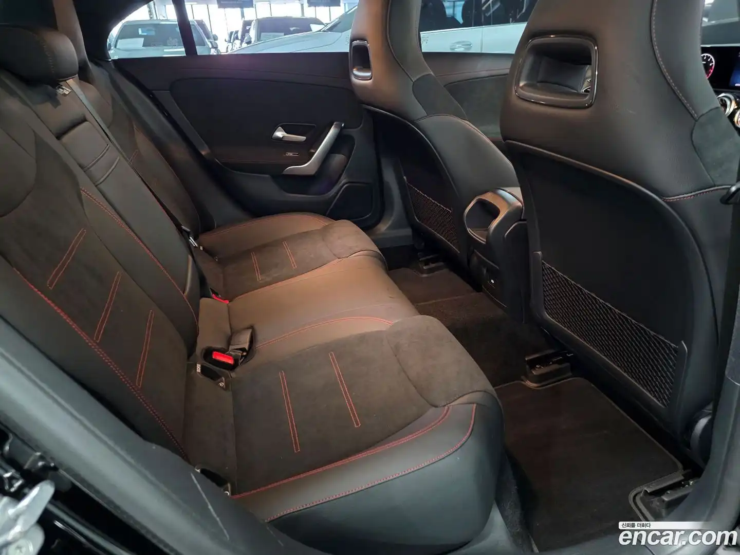 CLA-Class Mercedes-Benz 2024.3-INNER-010