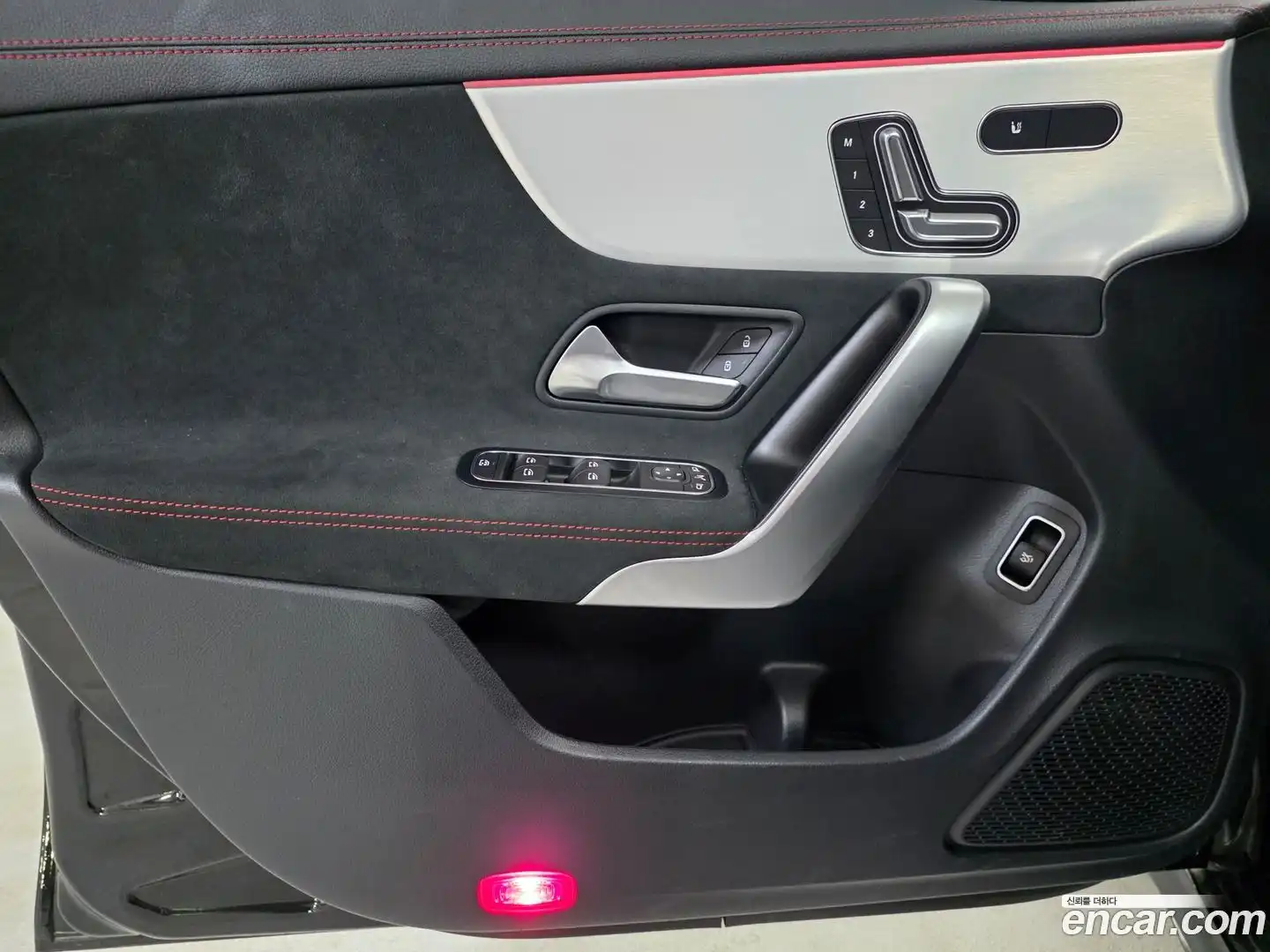 CLA-Class Mercedes-Benz 2024.3-OPTION-019