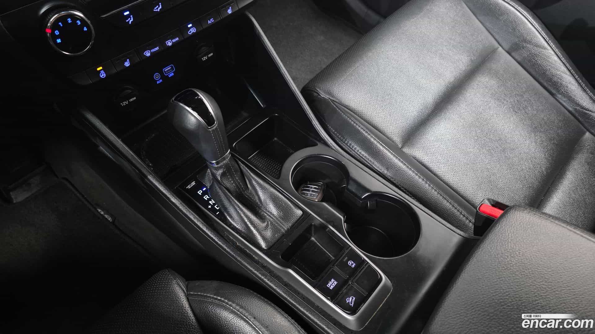 Tucson Hyundai 2016.5-INNER-009
