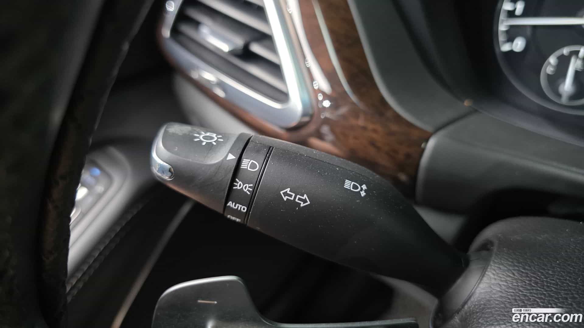EQ900 Genesis 2016.1-OPTION-045