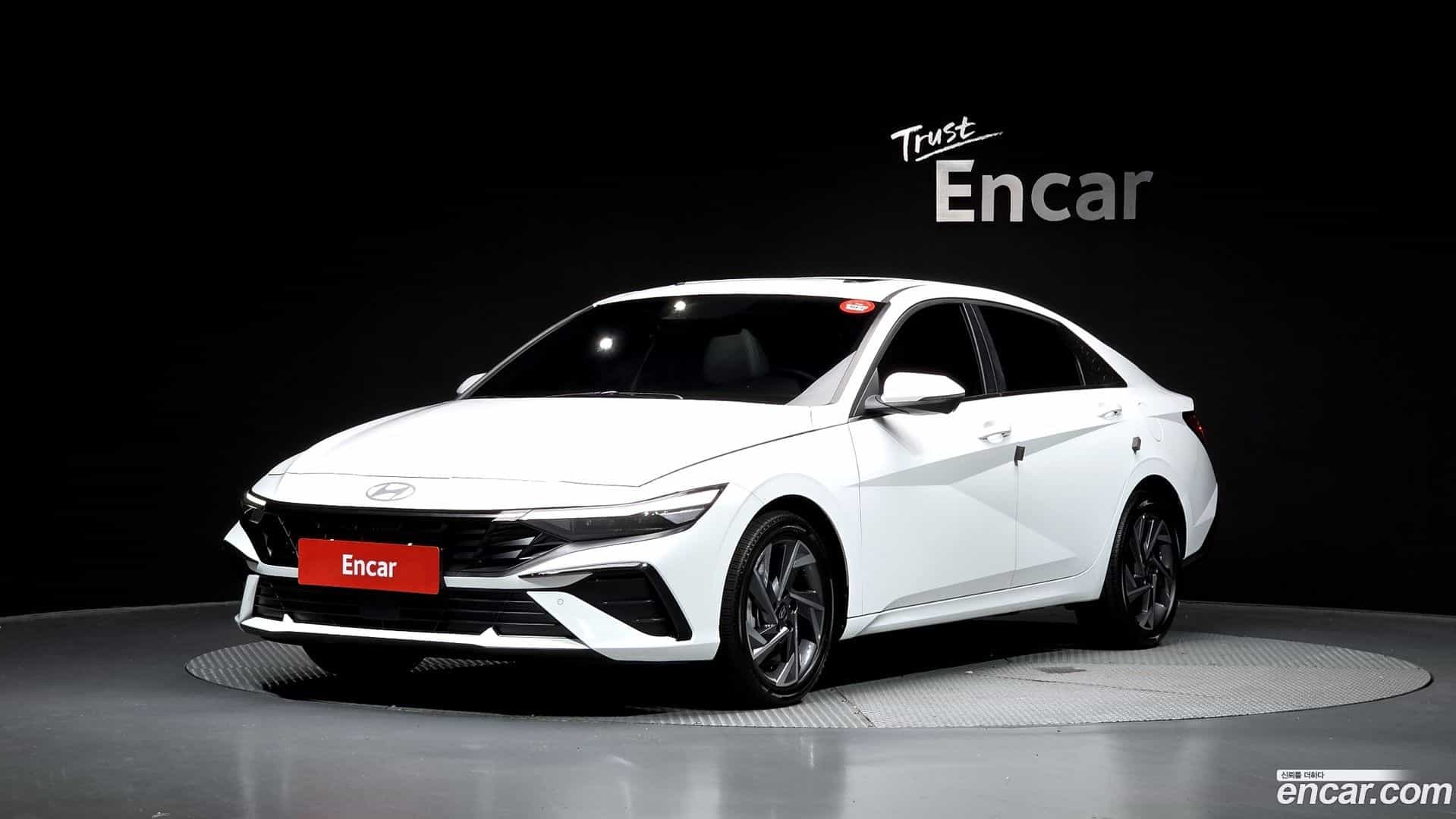 AVANTE Hyundai 2024.9-OUTER-001