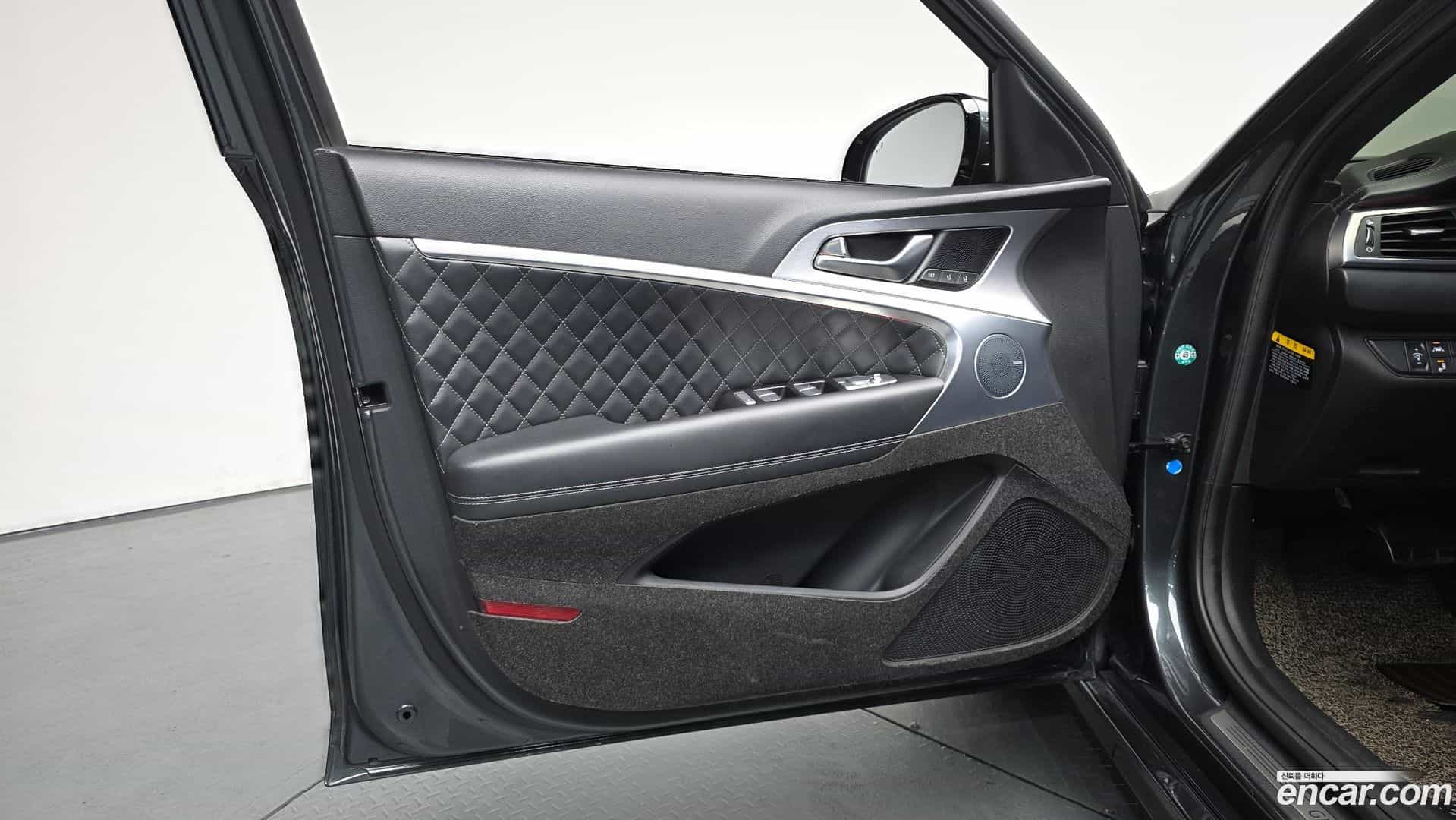 G70 Genesis 2018.9-INNER-034