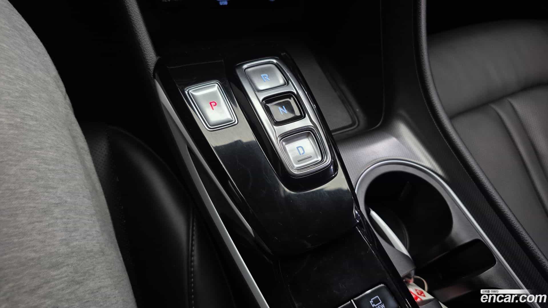 Sonata Hyundai 2019.3-INNER-009