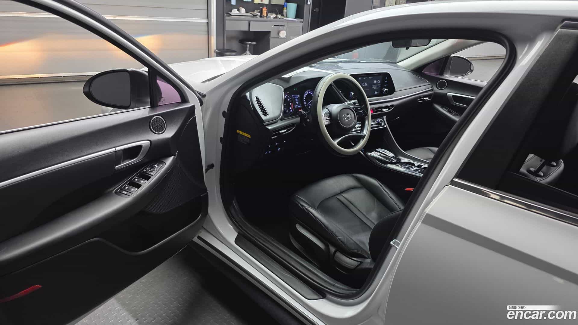 Sonata Hyundai 2019.3-INNER-010