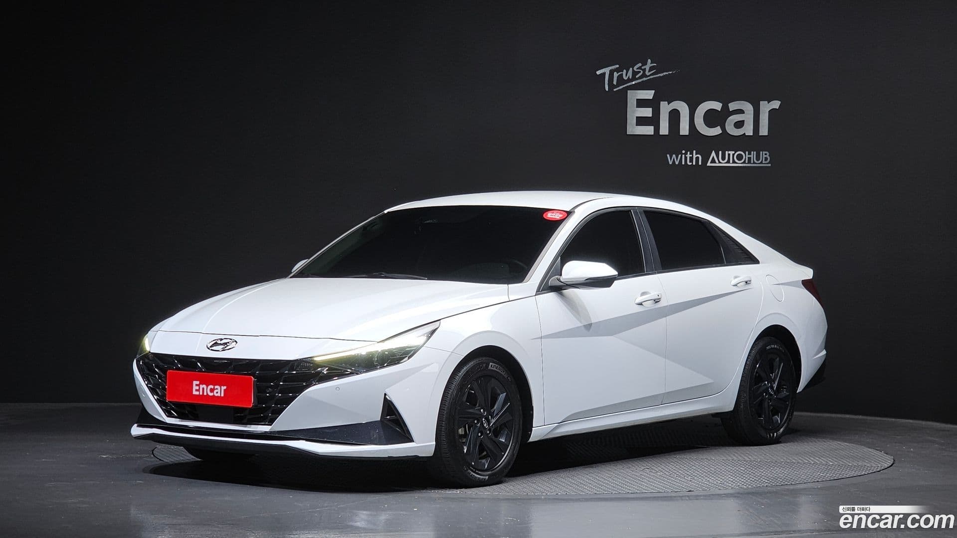 Main__Slider__Photo:AVANTE Hyundai 2022.4-0