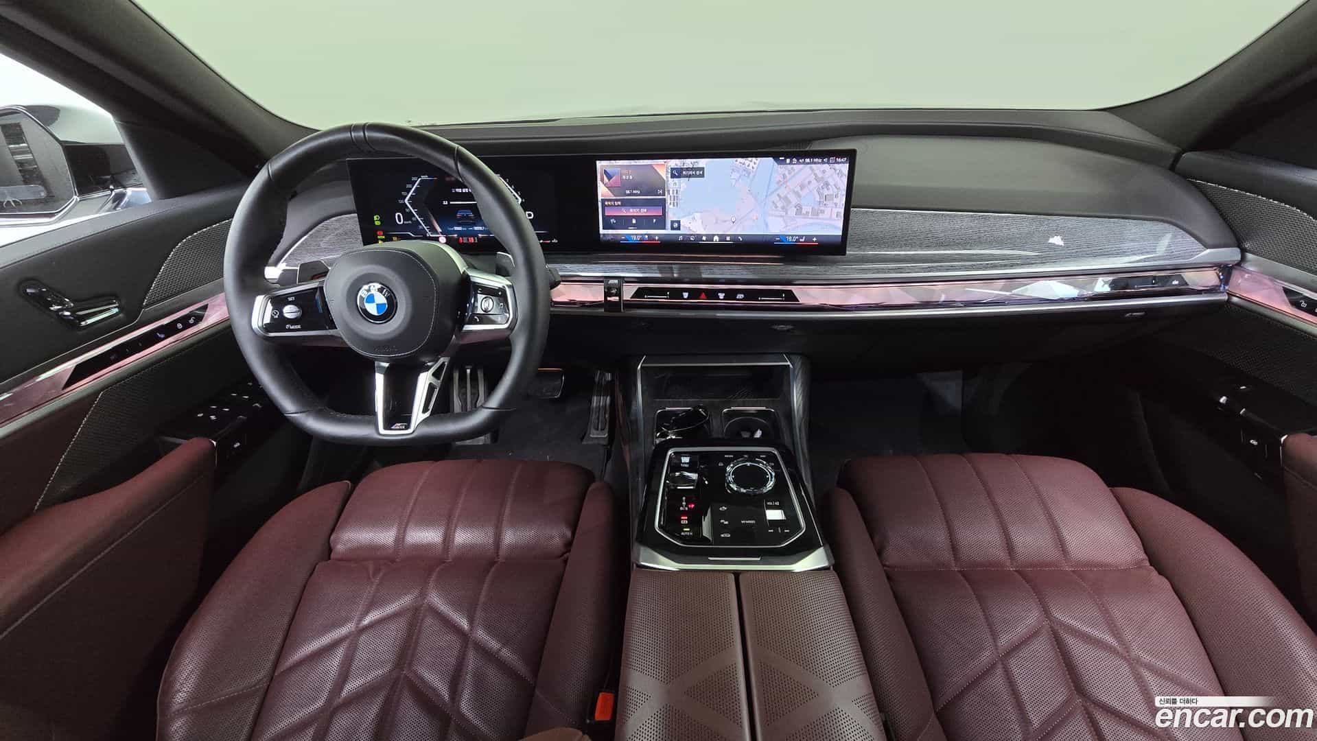 7-Series BMW 2024.6-INNER-007