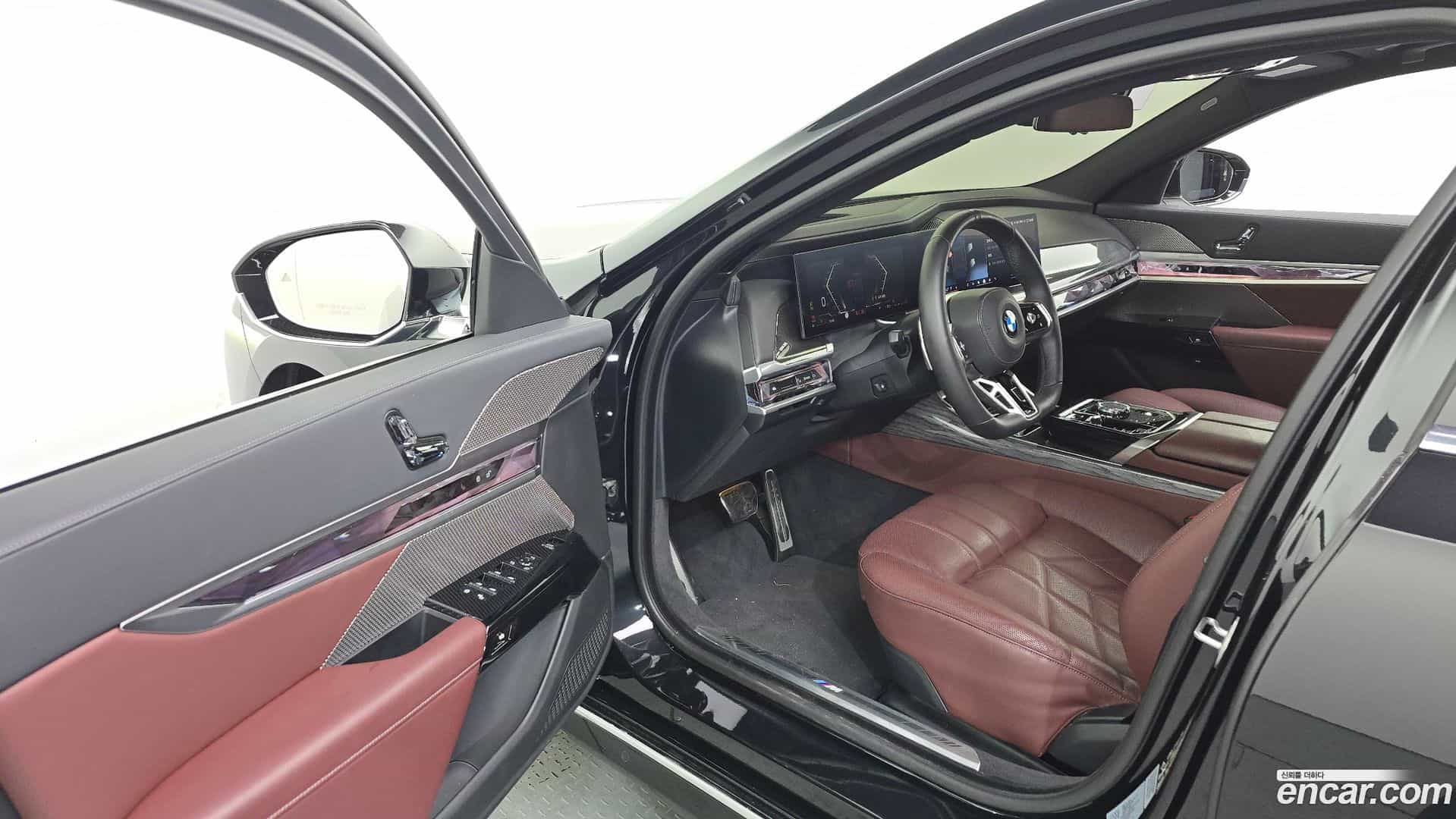 7-Series BMW 2024.6-INNER-010
