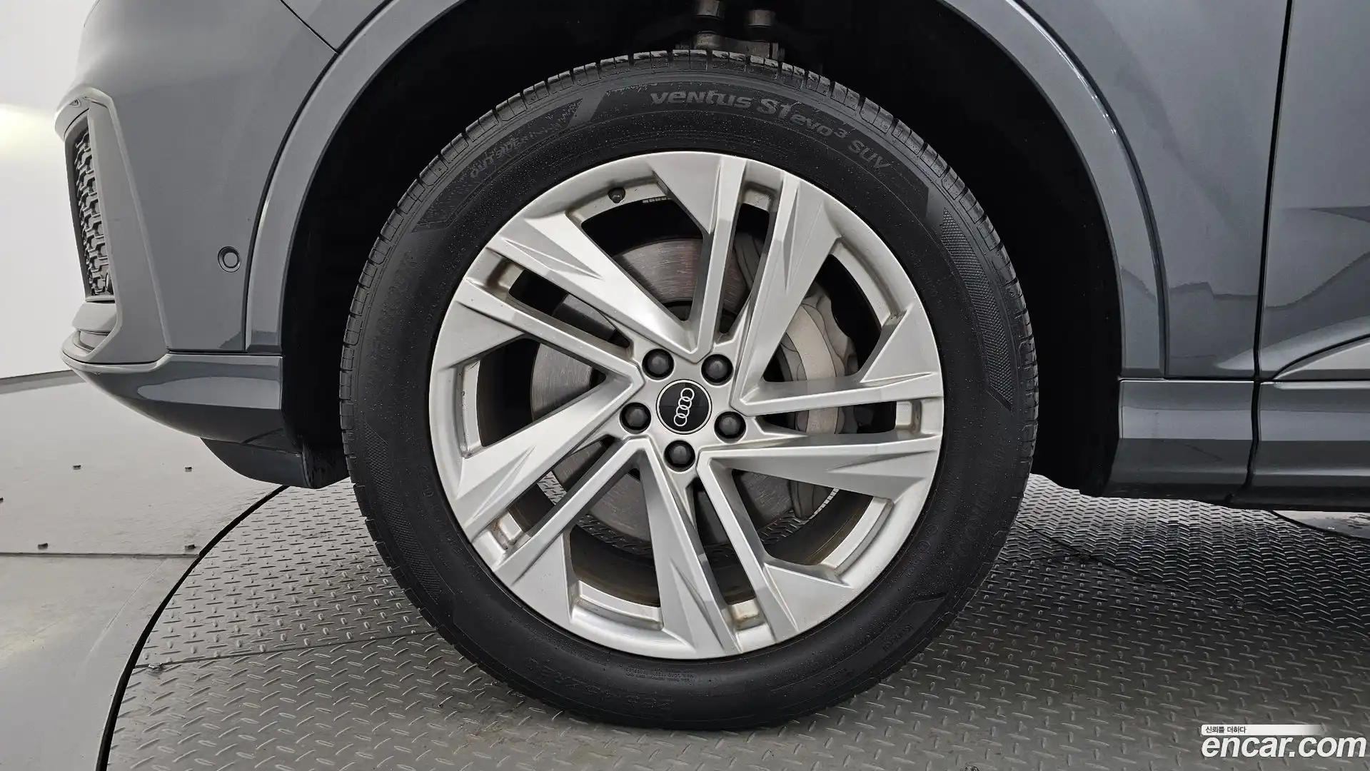 Q7 Audi 2022.9-OUTER-005