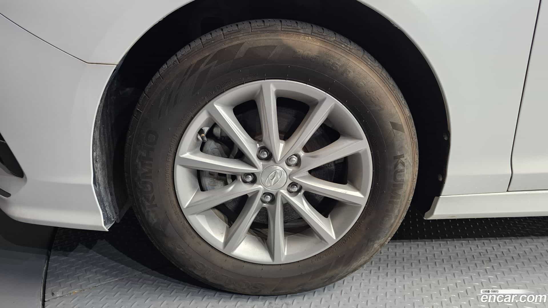 Sonata Hyundai 2019.2-OUTER-005