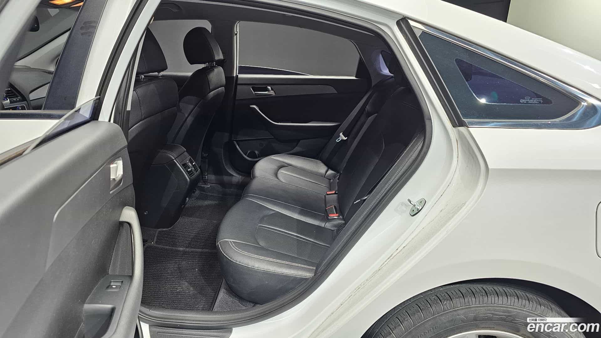 Sonata Hyundai 2019.2-OPTION-016