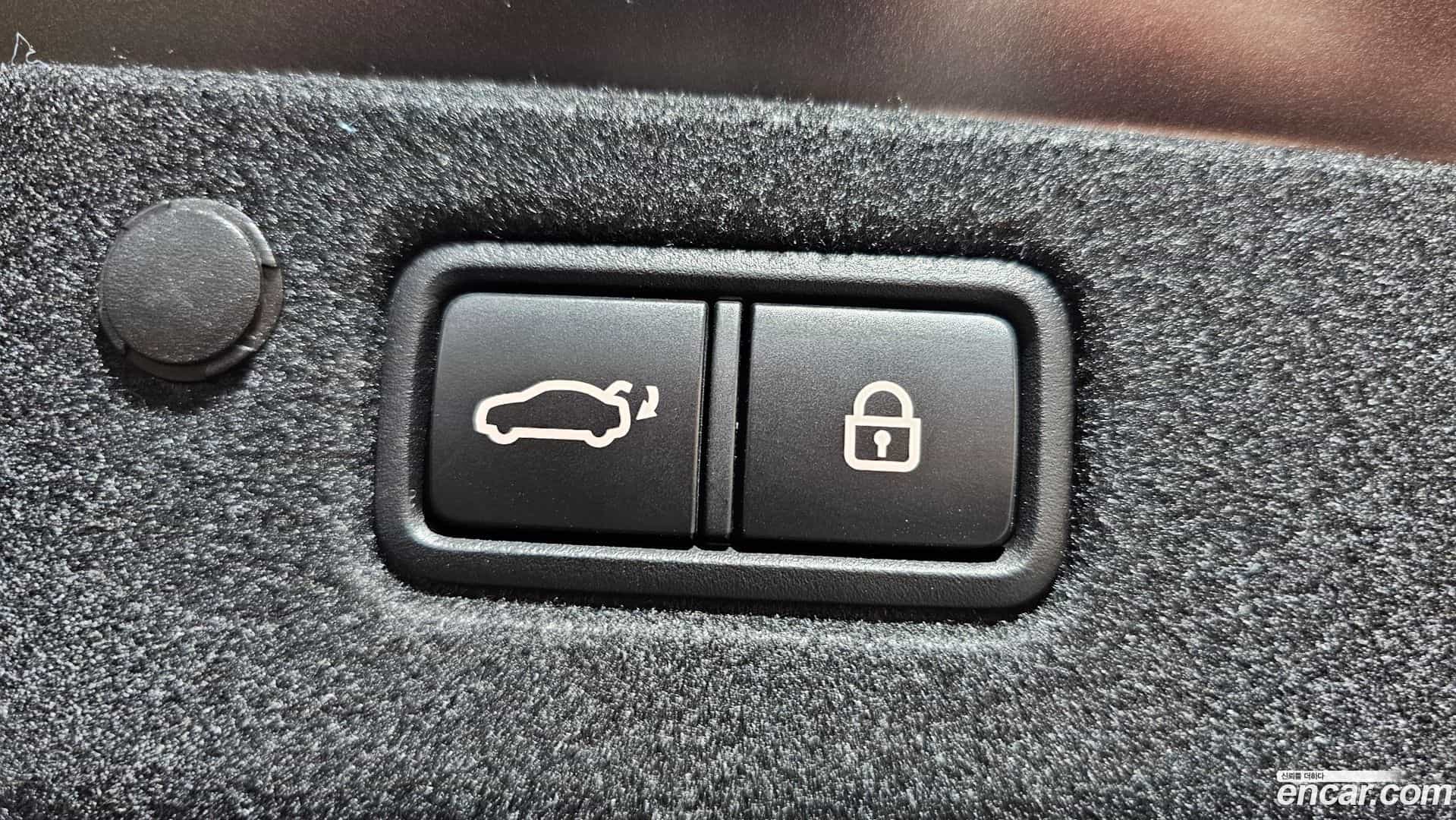Grandeur Hyundai 2022.4-OPTION-045