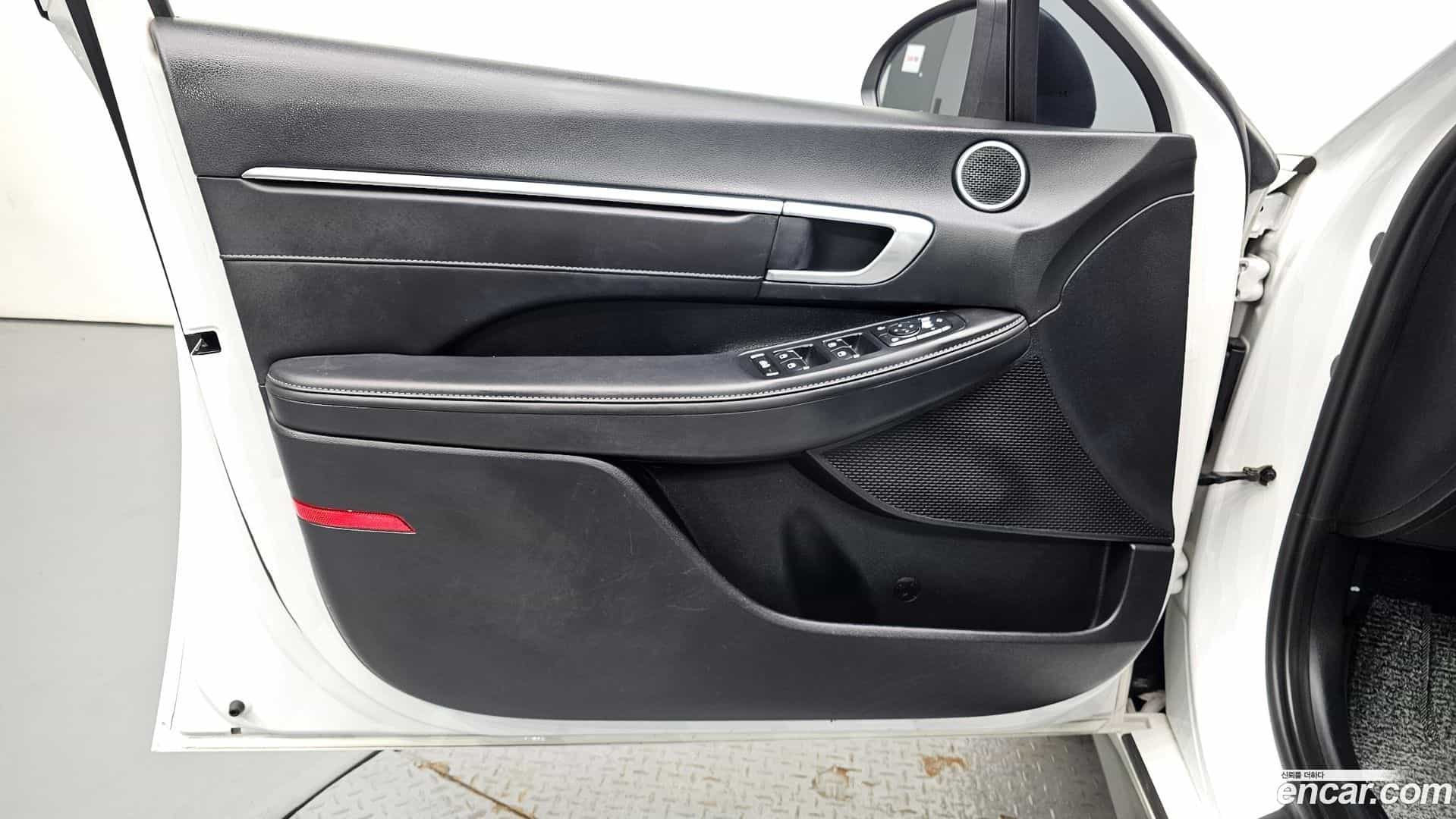Sonata Hyundai 2022.2-INNER-034