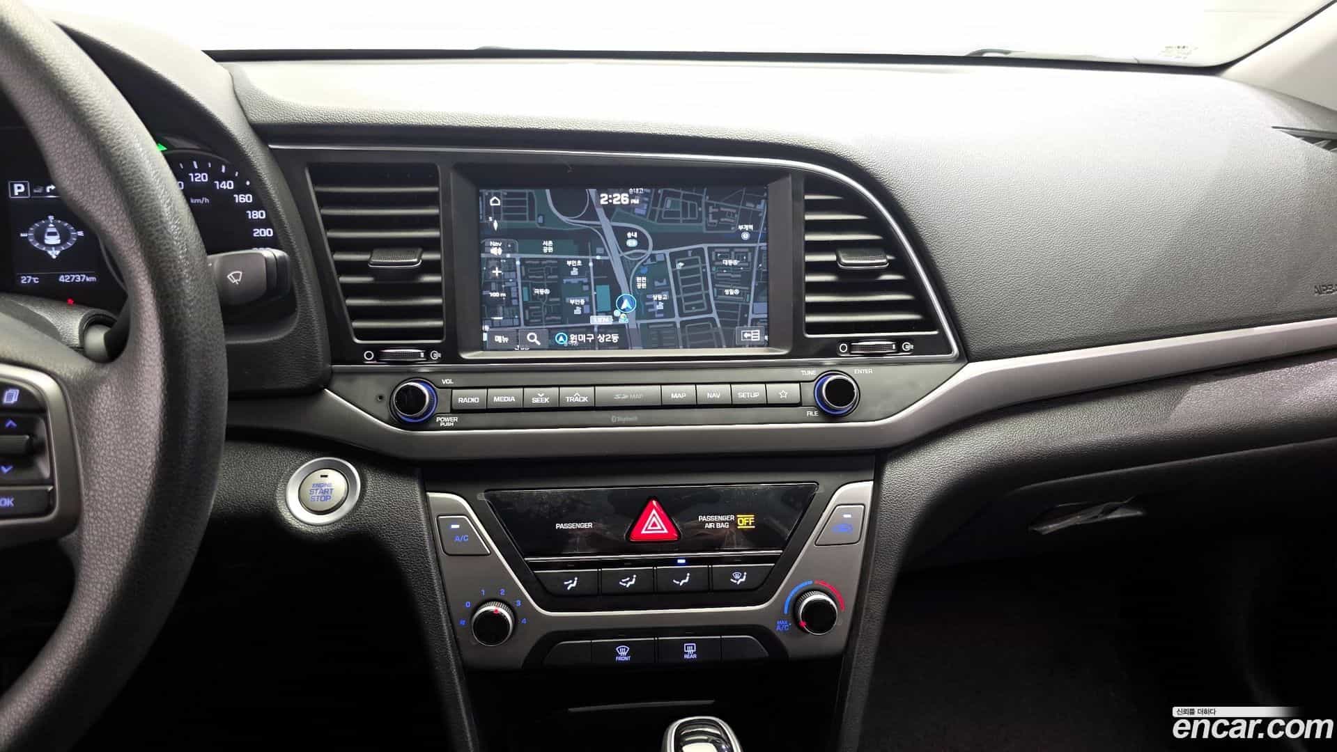 AVANTE Hyundai 2018.0-OPTION-018