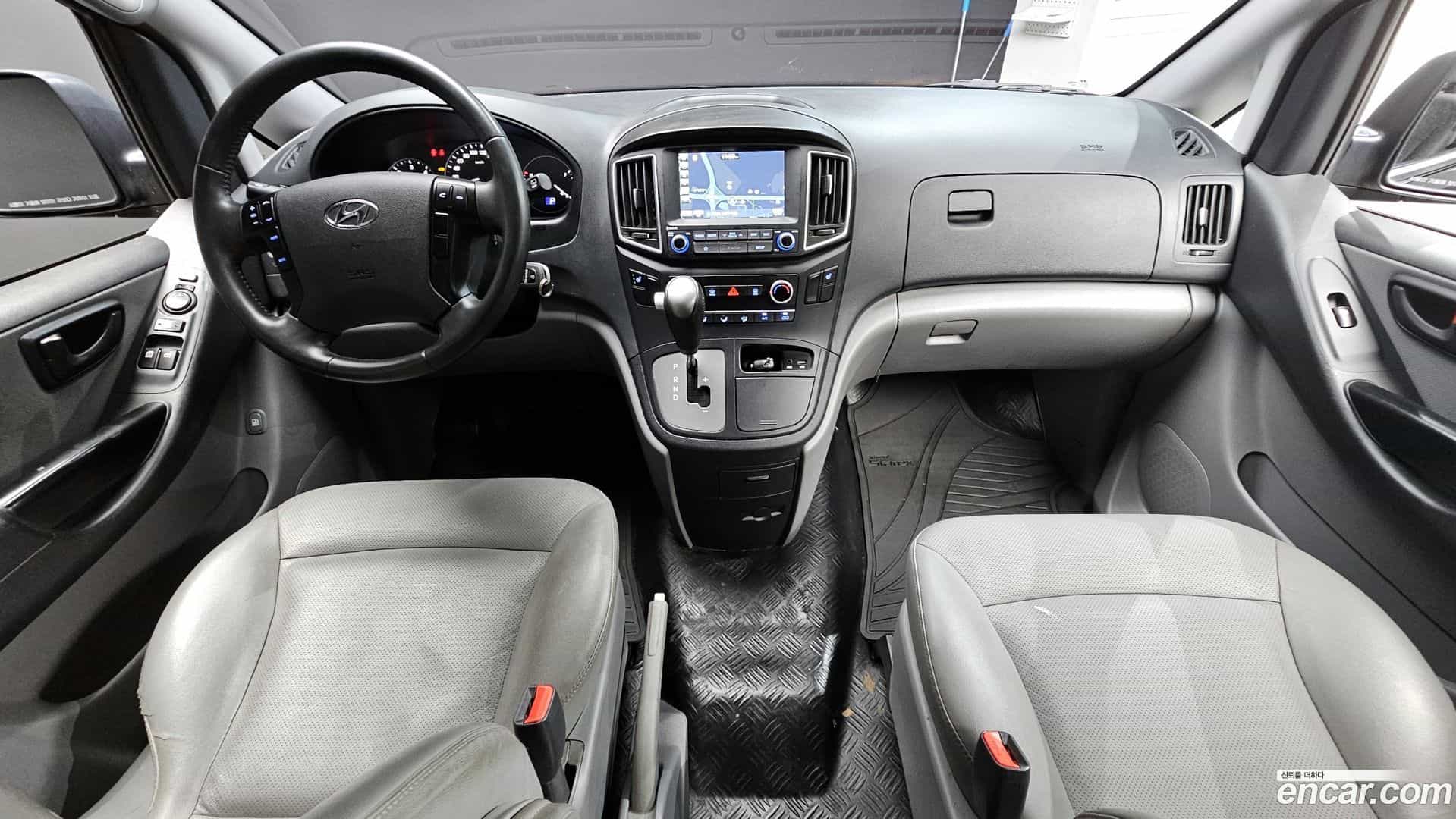 Starex Hyundai 2018.4-INNER-007