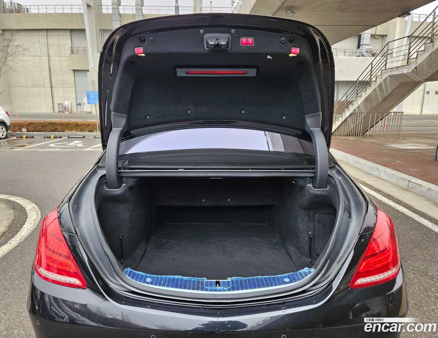 S-Class Mercedes-Benz 2014.4-INNER-007