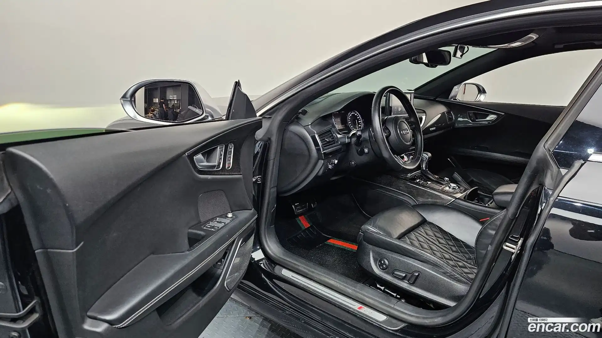 S7 Audi 2013.2-INNER-010