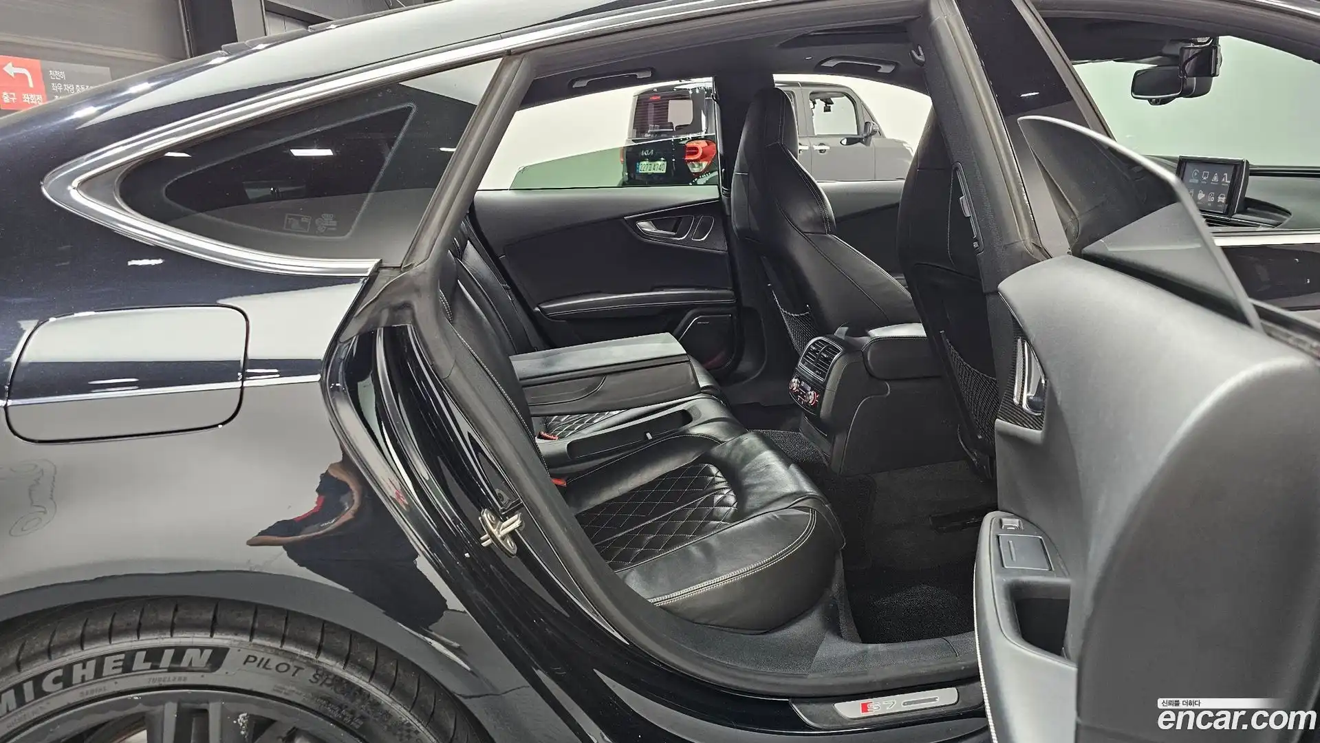 S7 Audi 2013.2-OPTION-015