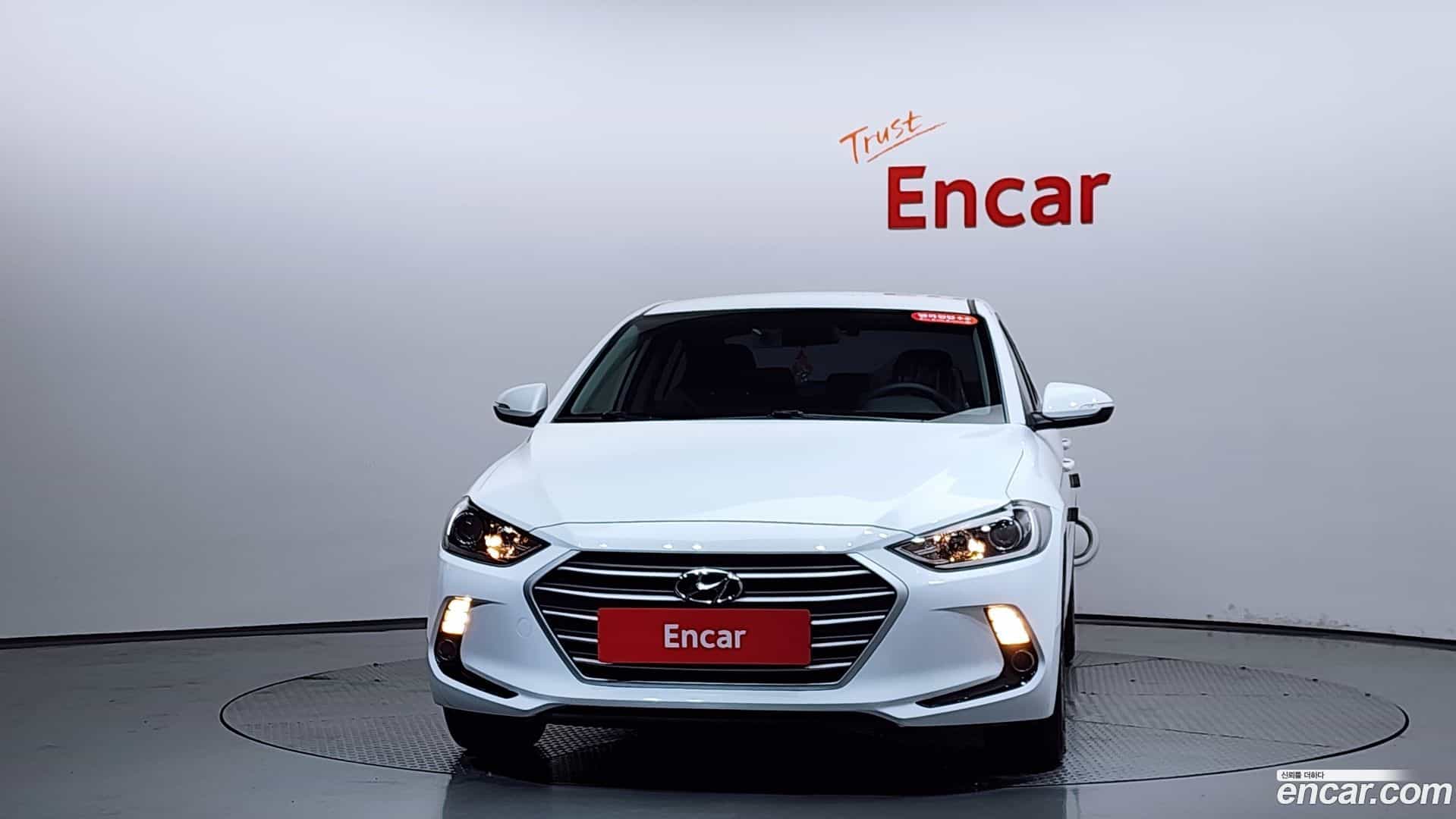 AVANTE Hyundai 2018.1-OUTER-003