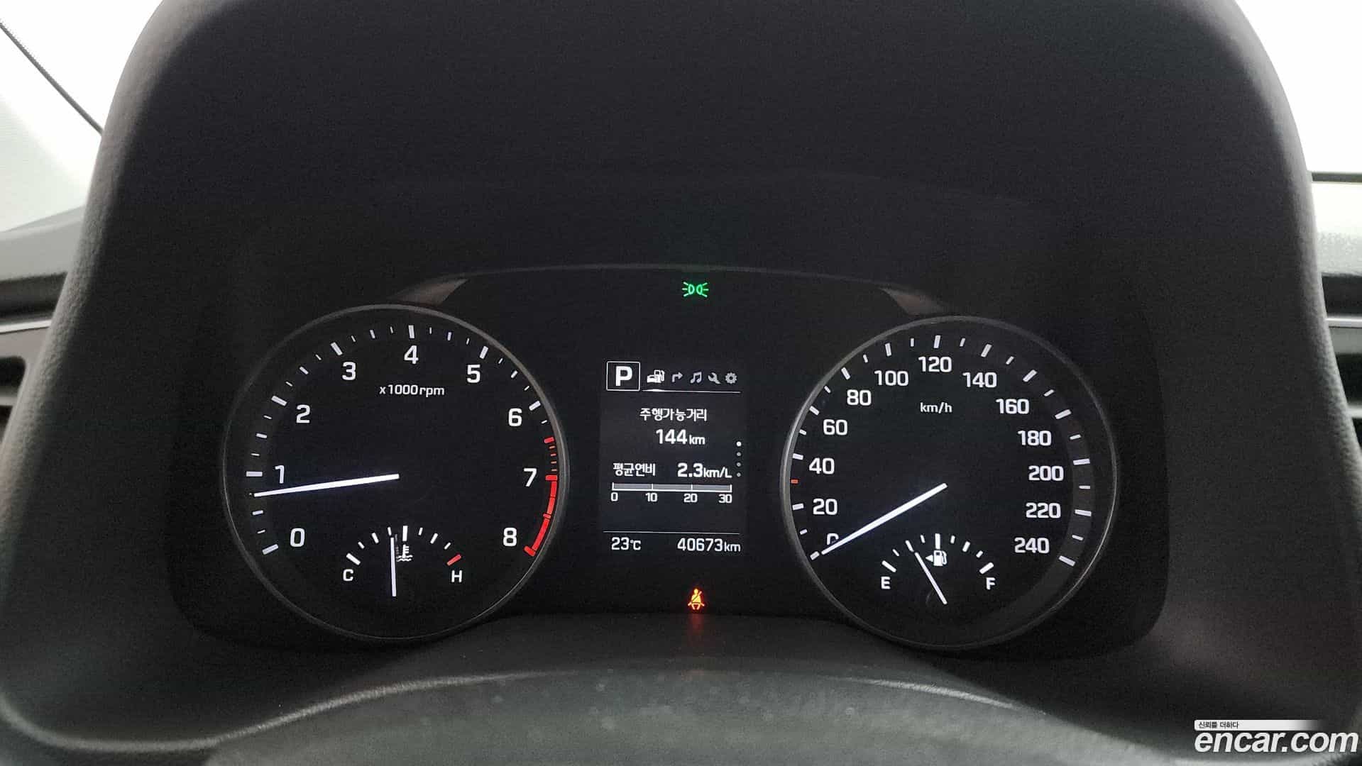 AVANTE Hyundai 2018.1-INNER-008