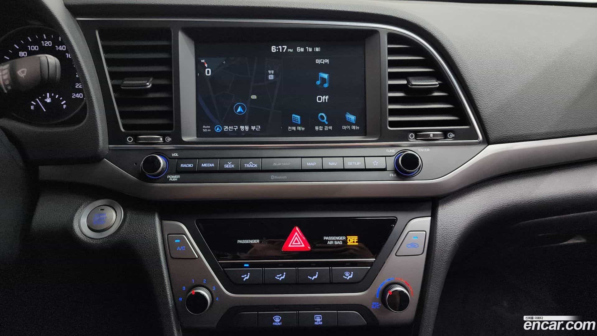 AVANTE Hyundai 2018.1-OPTION-017