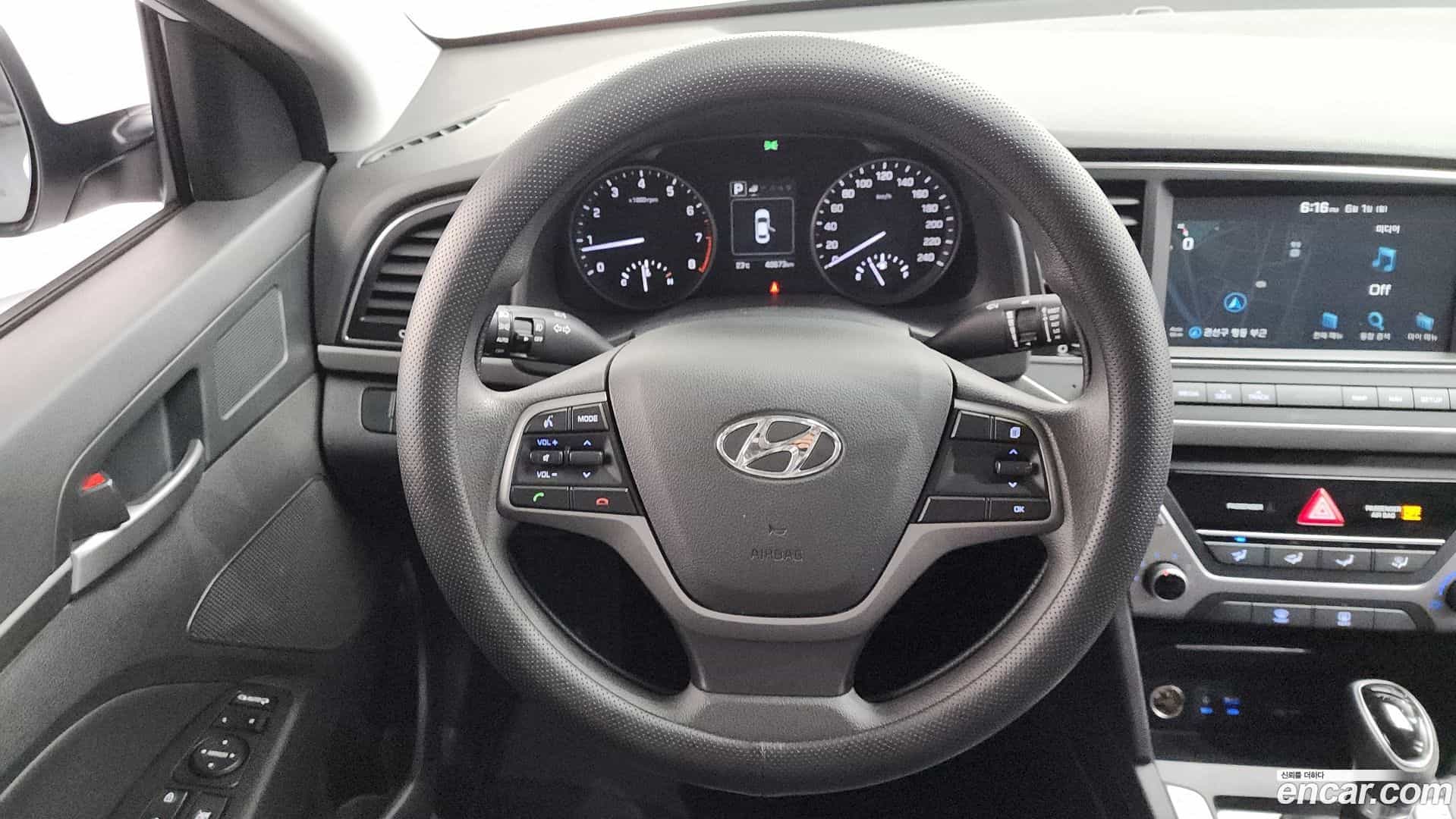 AVANTE Hyundai 2018.1-OPTION-018