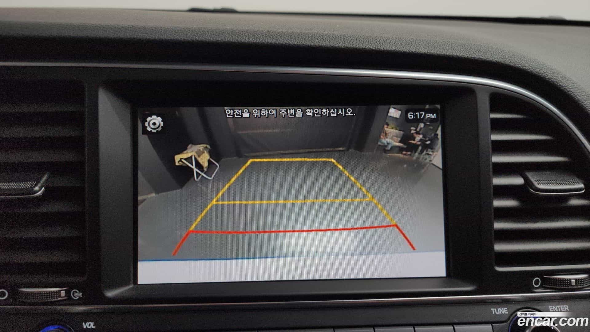 AVANTE Hyundai 2018.1-OPTION-019