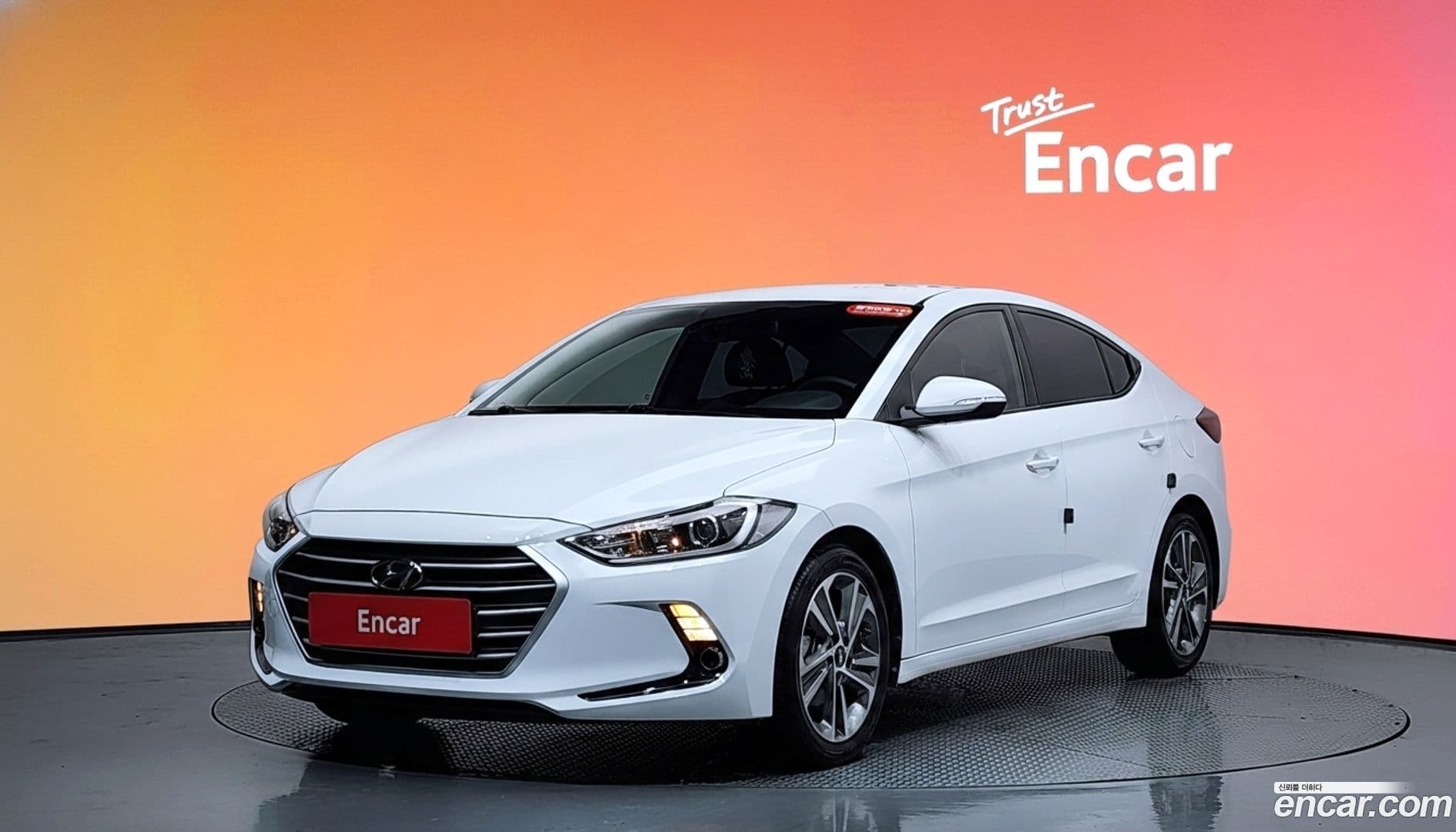 Main__Slider__Photo:AVANTE Hyundai 2018.1-0