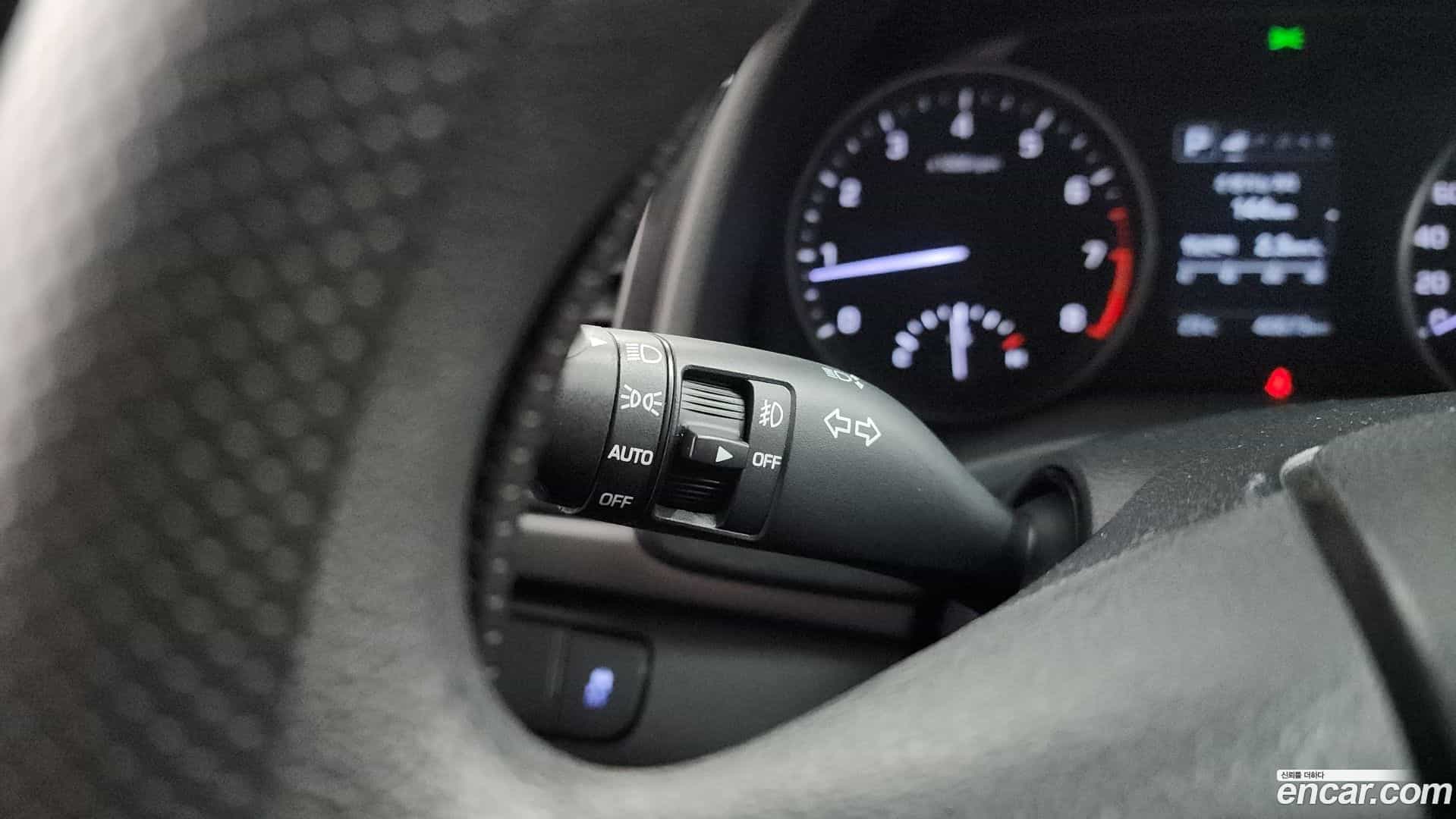 AVANTE Hyundai 2018.1-OPTION-043