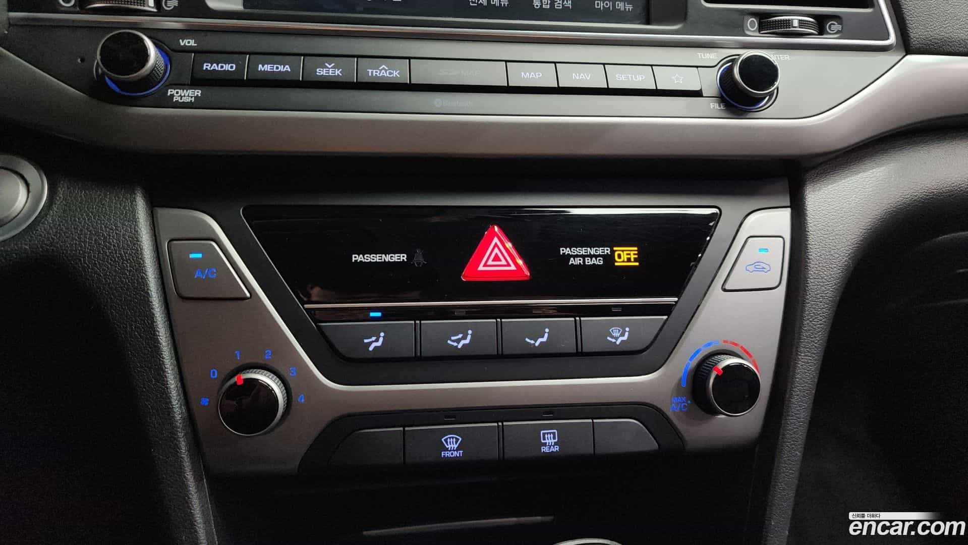 AVANTE Hyundai 2018.1-OPTION-044