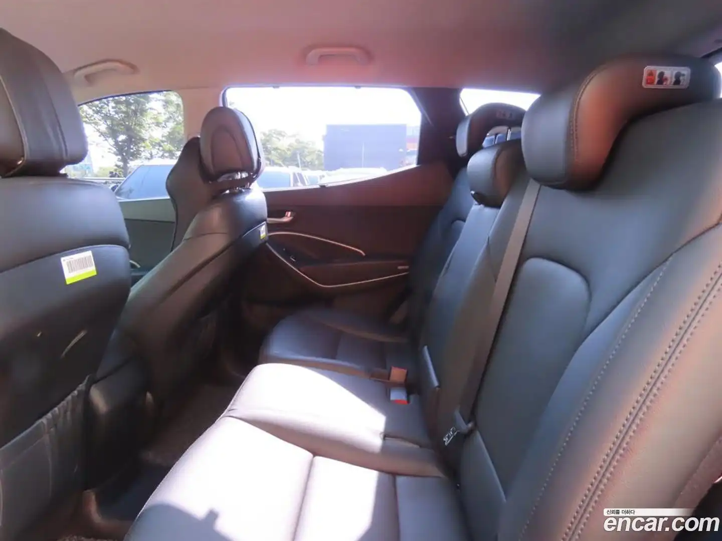 Santafe Hyundai 2017.2-INNER-008
