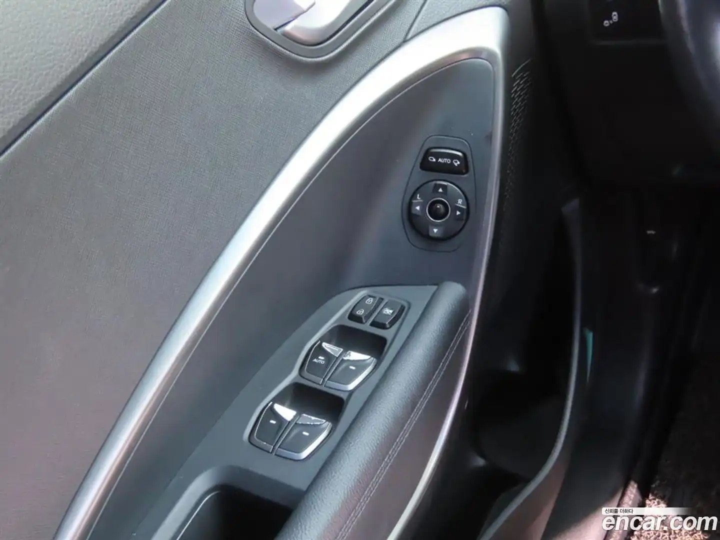 Santafe Hyundai 2017.2-OPTION-018