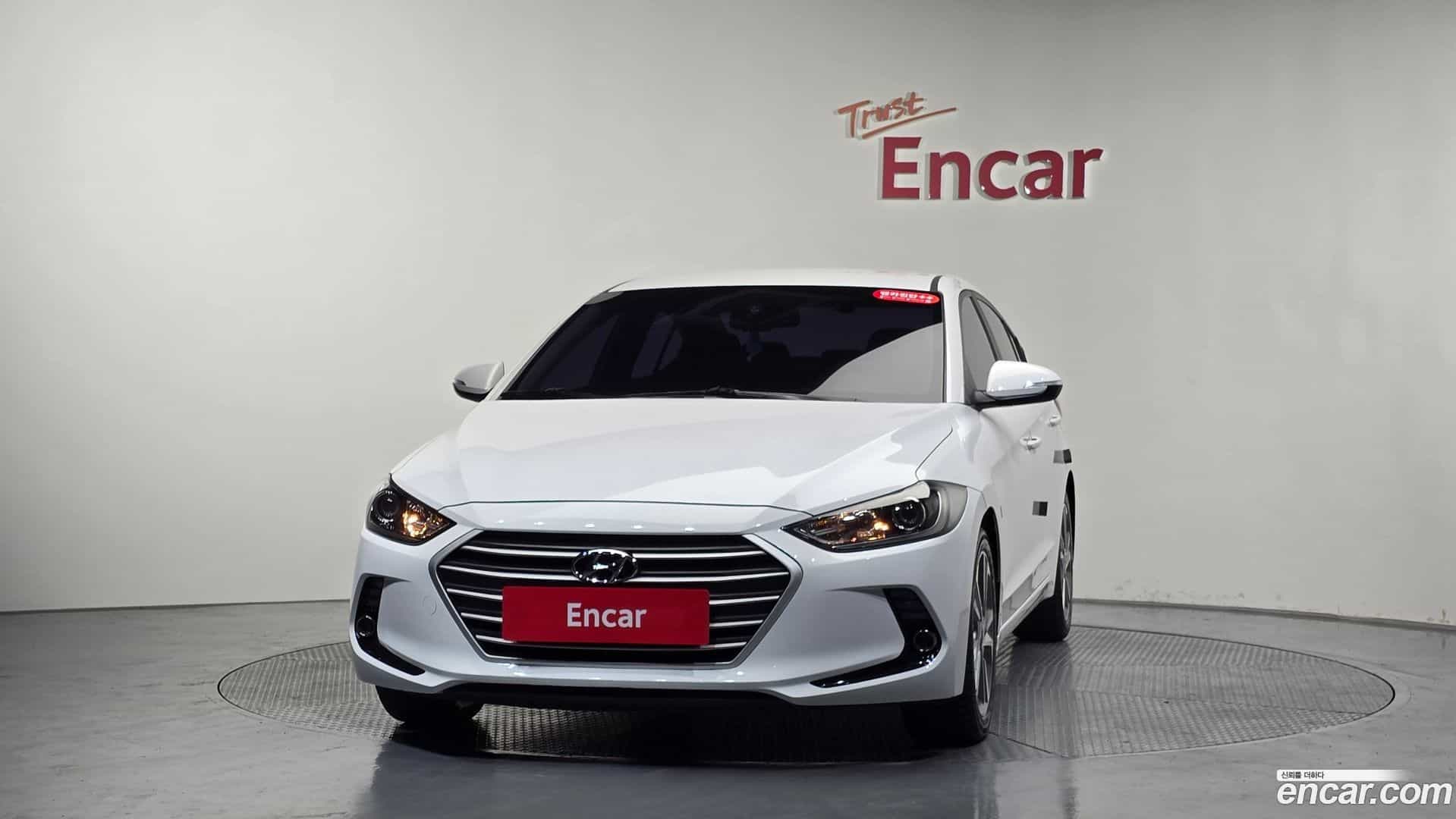 AVANTE Hyundai 2017.6-OUTER-003
