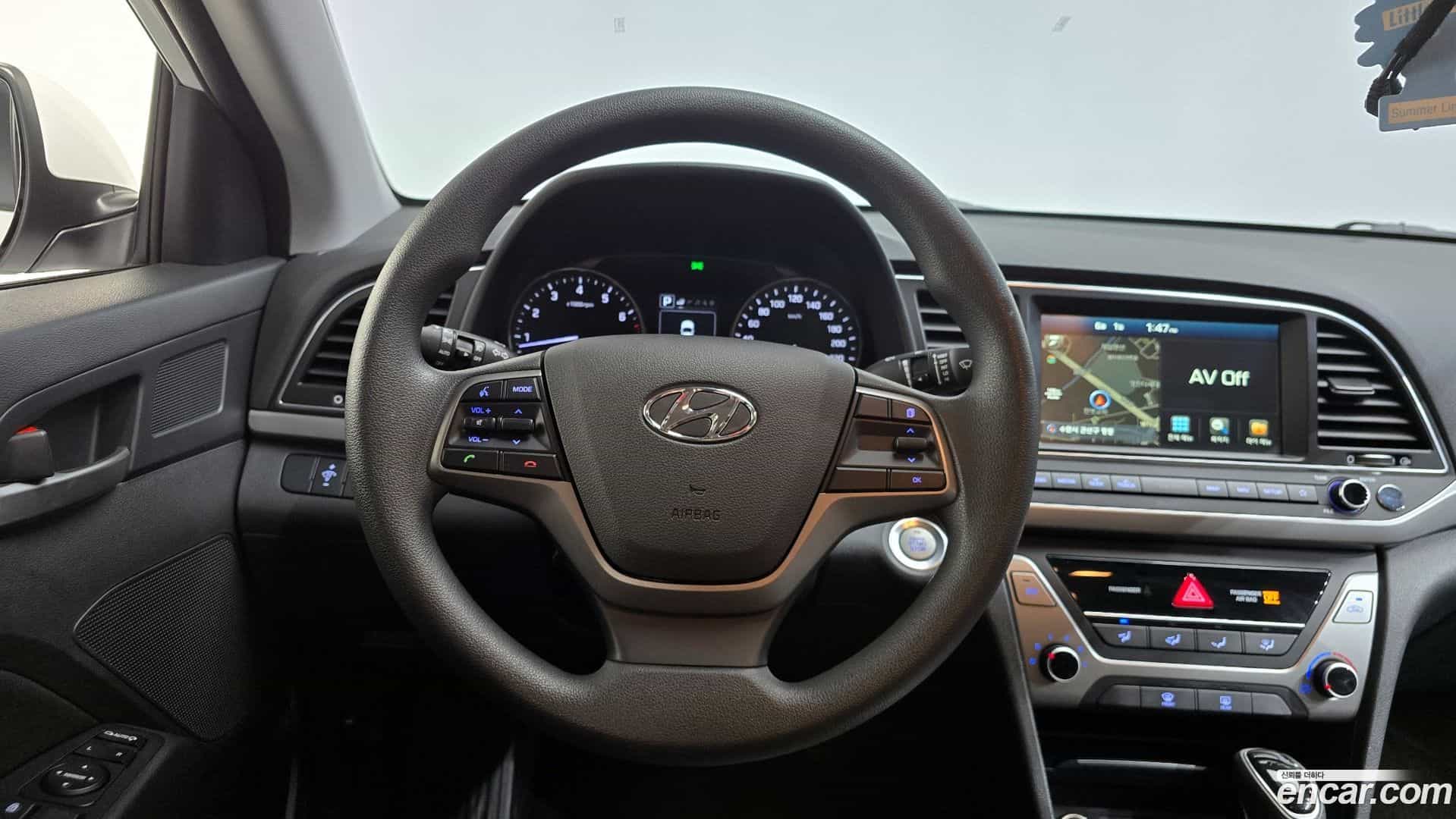AVANTE Hyundai 2017.6-OPTION-019