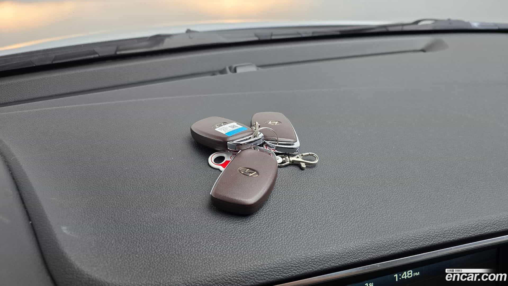 AVANTE Hyundai 2017.6-OPTION-021