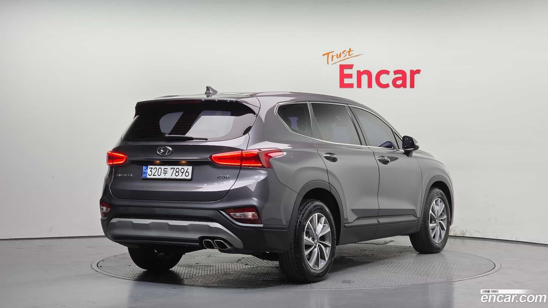 Santafe Hyundai 2018.8-OUTER-002