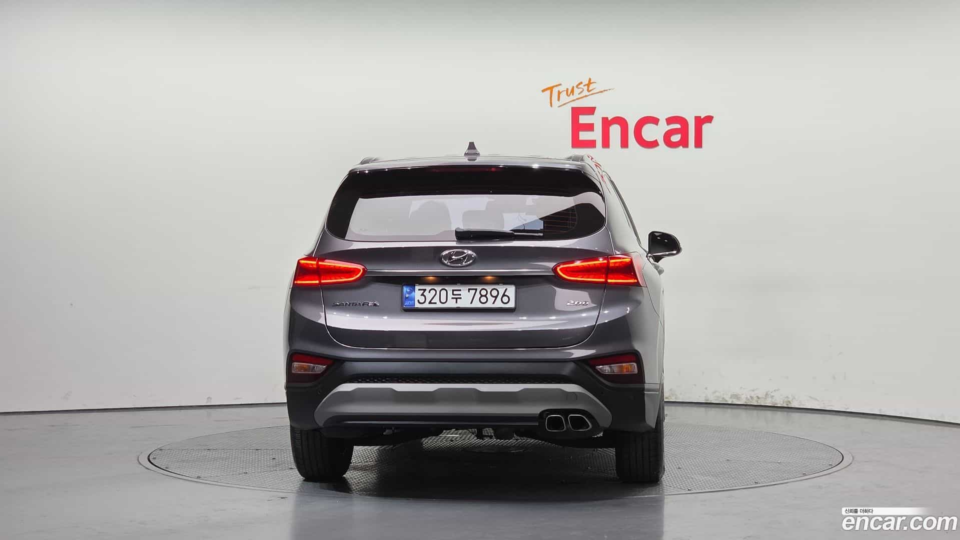 Santafe Hyundai 2018.8-OUTER-004