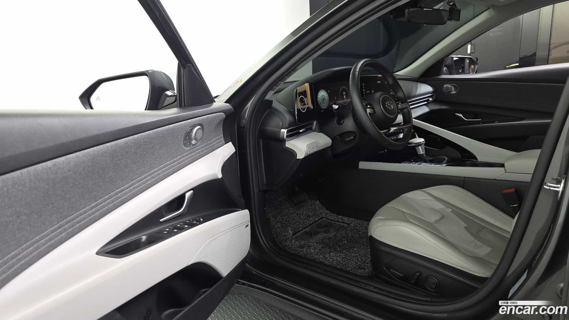 AVANTE Hyundai 2020.11-INNER-010