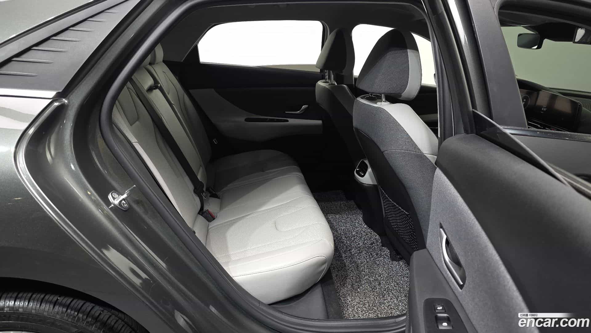 AVANTE Hyundai 2020.11-OPTION-016
