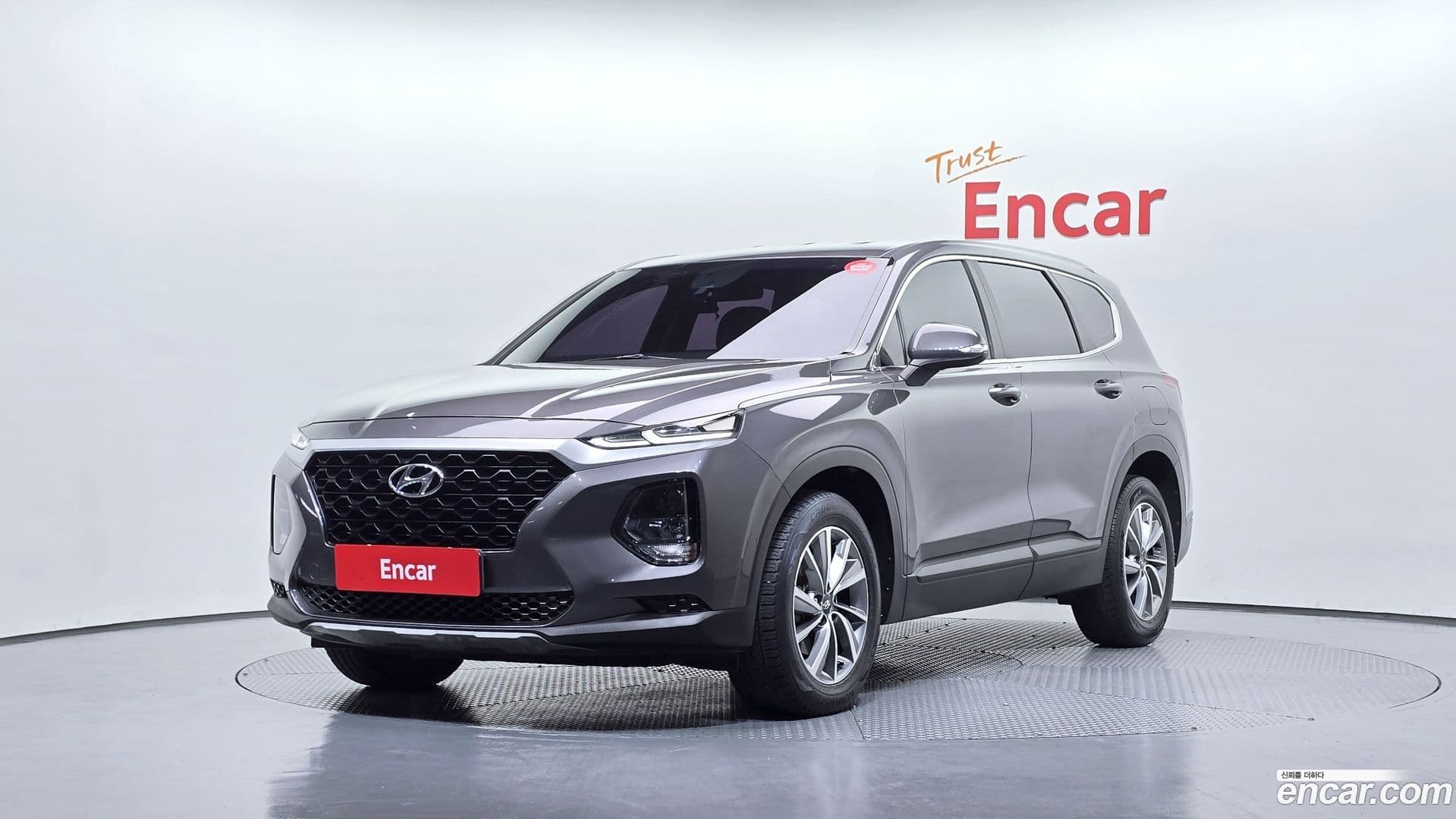 Main__Slider__Photo:Santafe Hyundai 2018.7-0