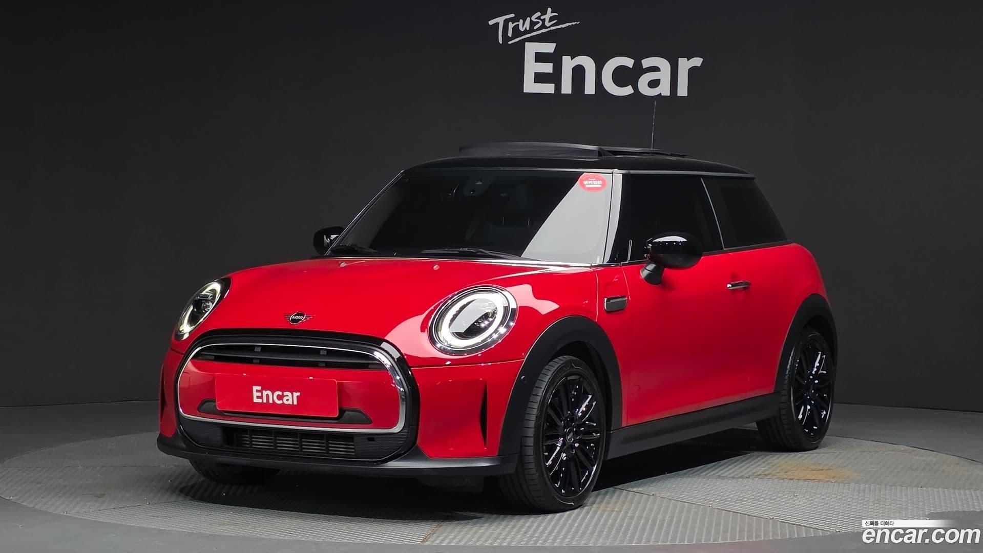 Main__Slider__Photo:Cooper Mini 2023.9-0