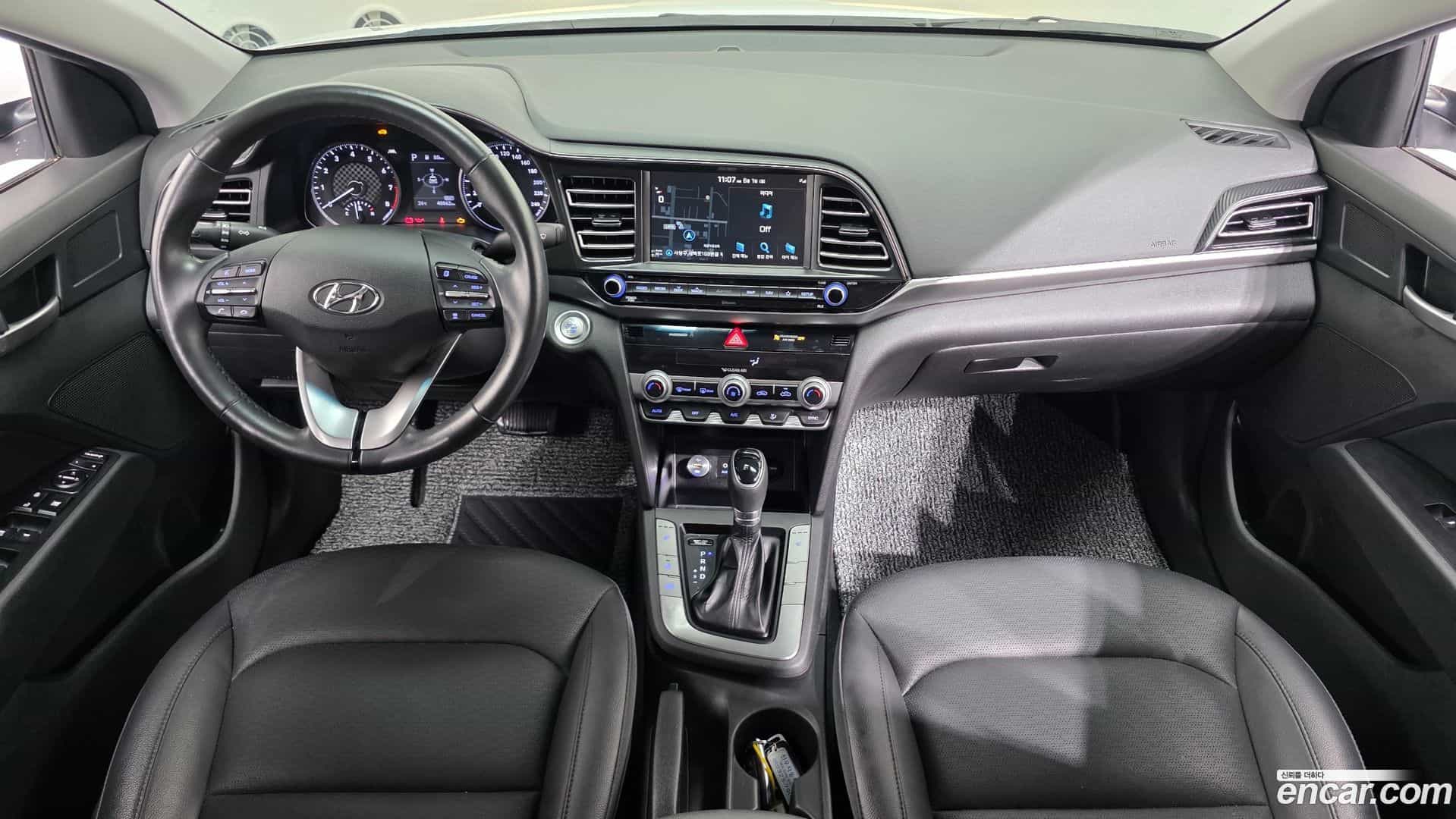 AVANTE Hyundai 2020.3-INNER-007