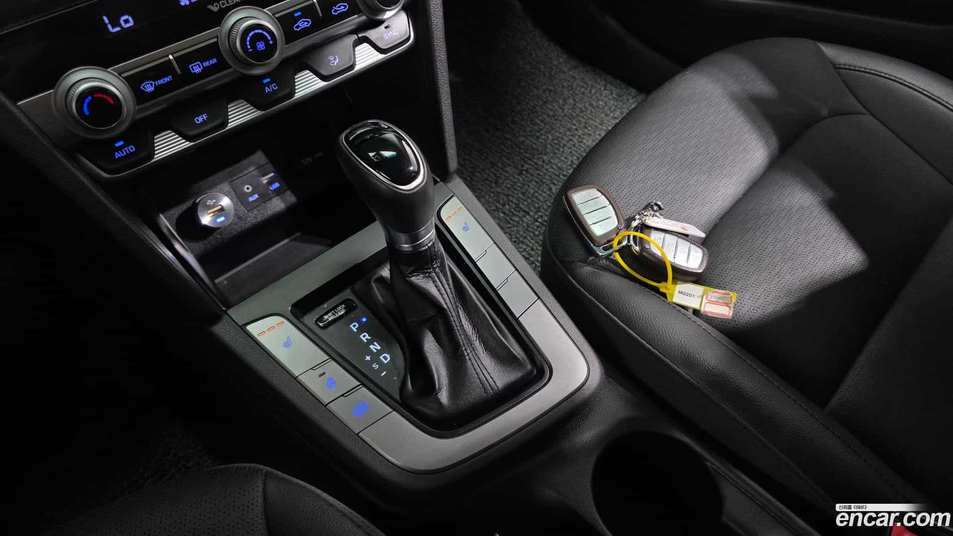 AVANTE Hyundai 2020.3-INNER-009
