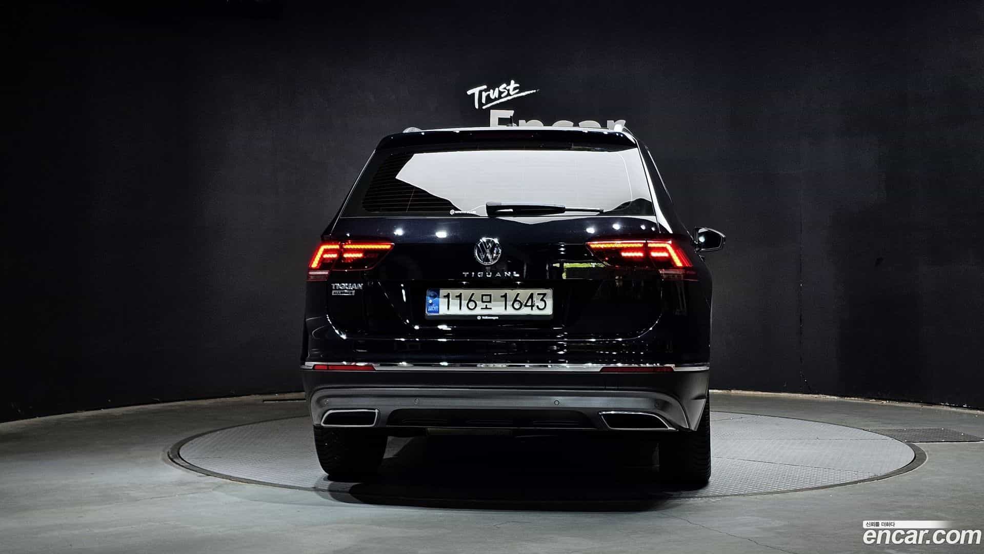Tiguan Volkswagen 2020.11-OUTER-004
