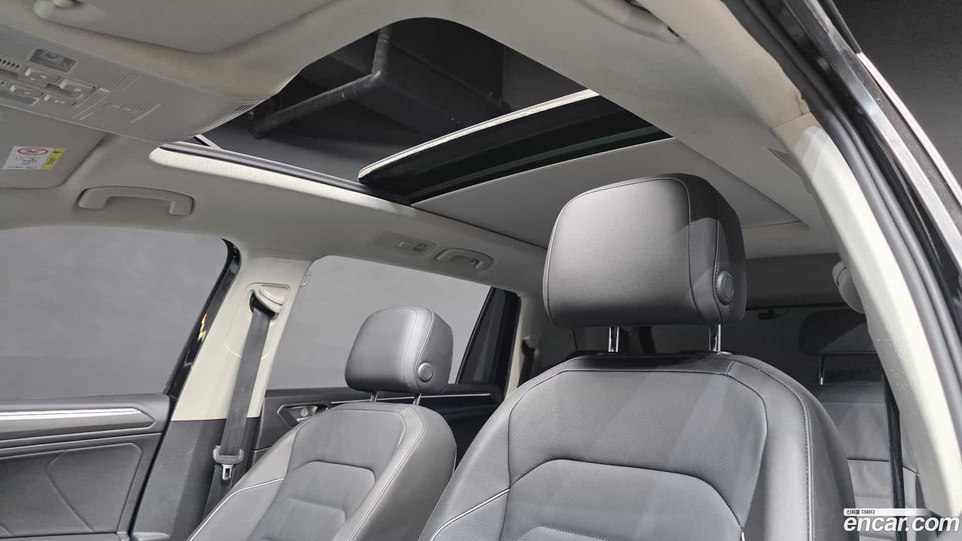 Tiguan Volkswagen 2020.11-OPTION-022