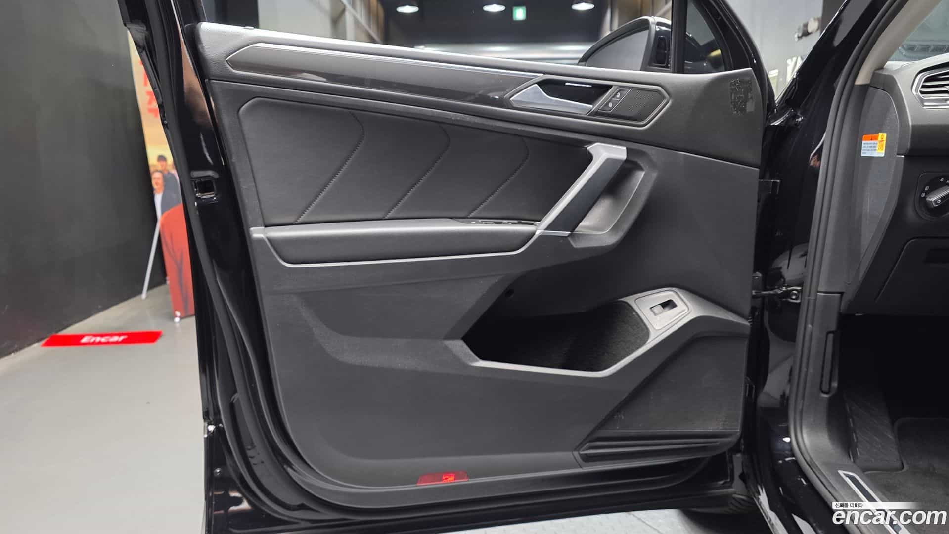 Tiguan Volkswagen 2020.11-INNER-034