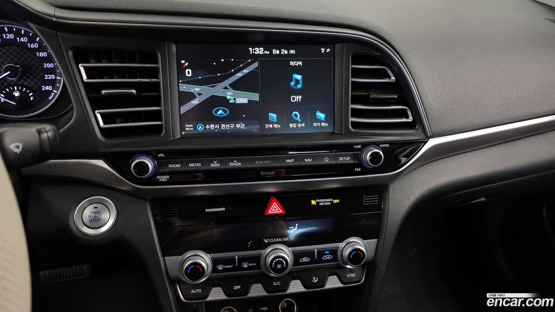 AVANTE Hyundai 2019.9-OPTION-017